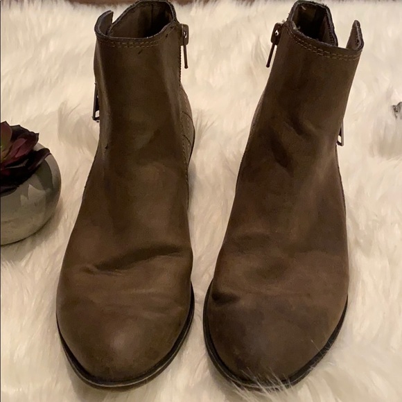 Madden Girl Cowgirl Style Booties - Picture 4 of 9